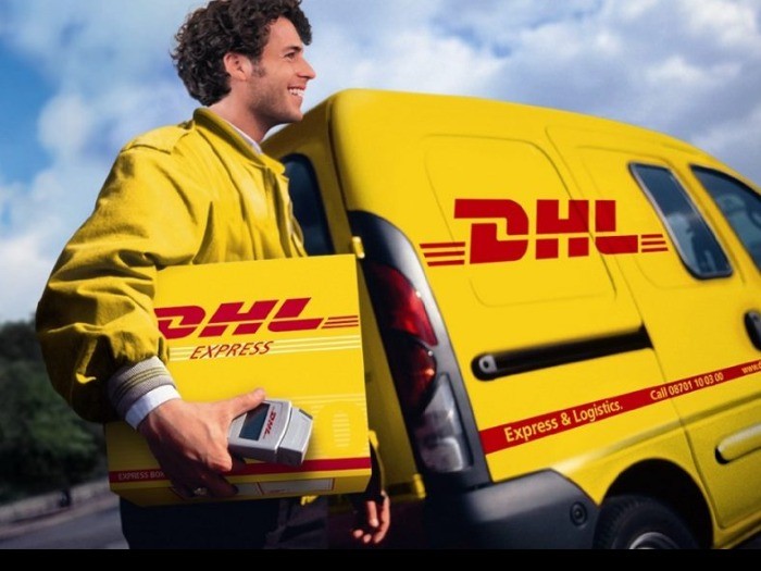 Водитель курьер DHL
